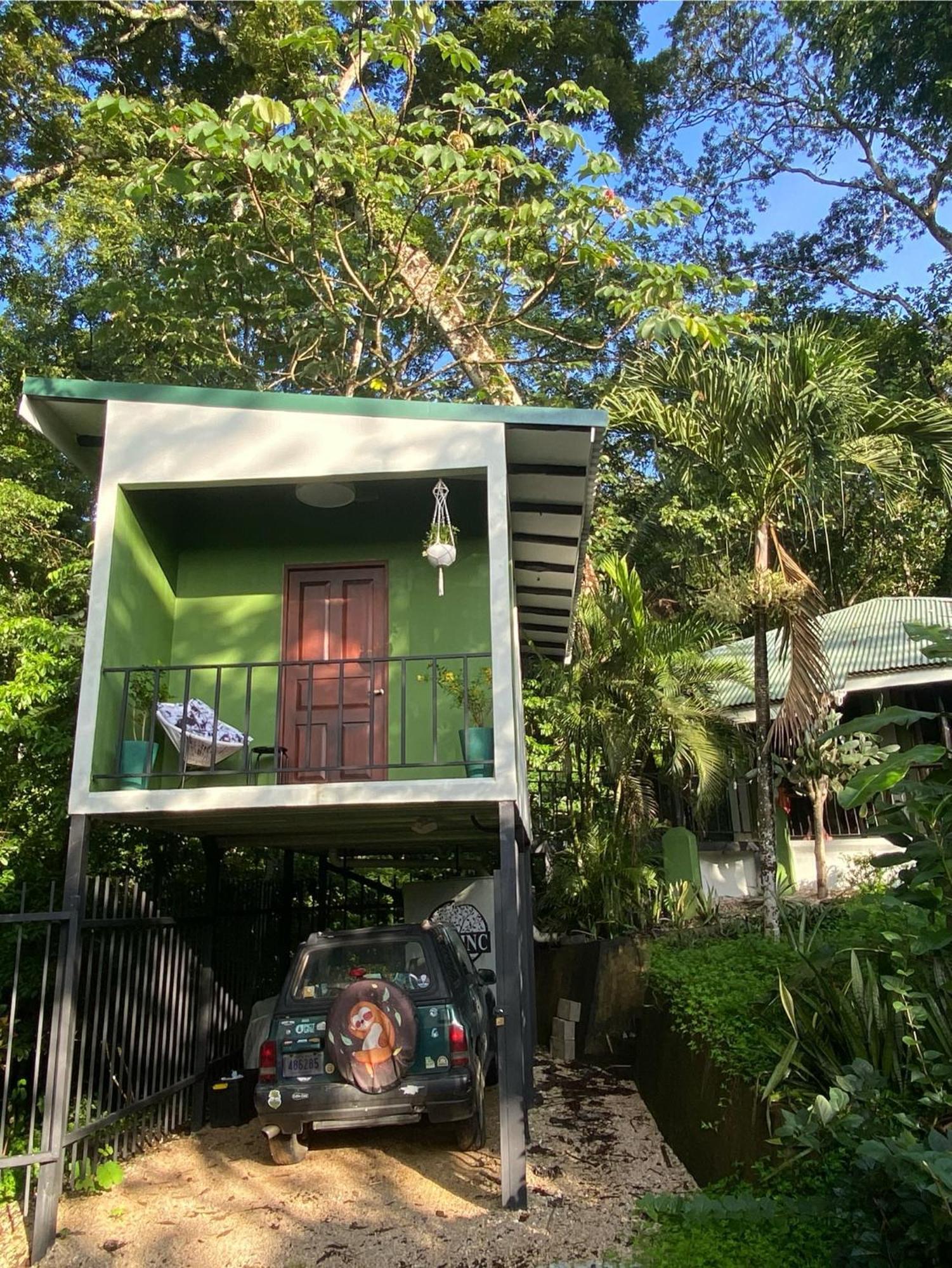 Bed and Breakfast Luxury Jungle On A Budget Wisdom Bnb Puerto Carrillo Exterior foto